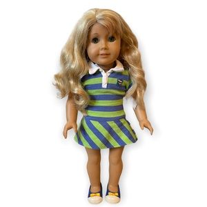 Retired American Girl 2010 Lanie with doll book and 2 outfits